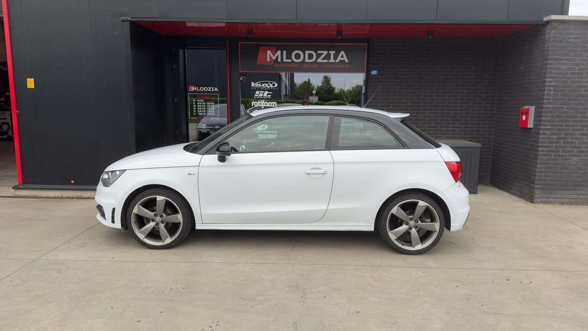 Audi A1 S line 1.6 TDi, Euro 5, Achat, Entreprise, Boîte manuelle