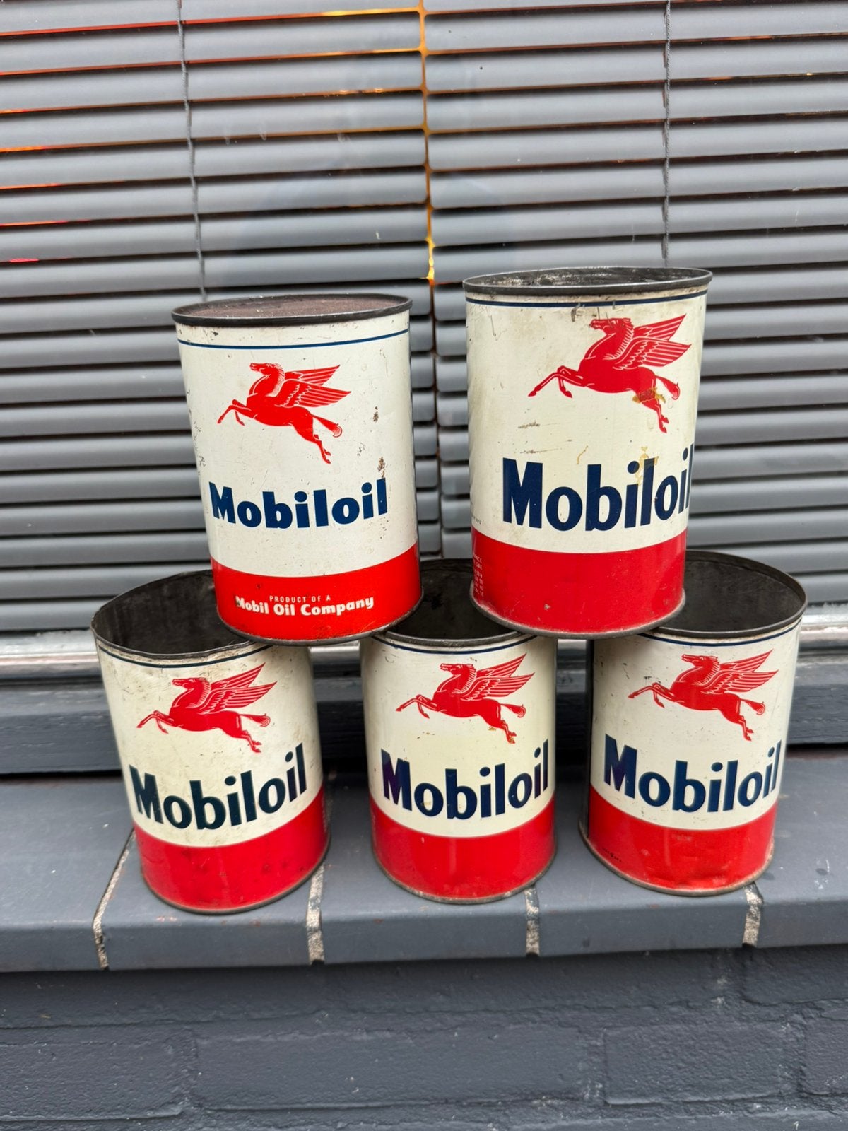 Mobiloil olie blikken, Ophalen of Verzenden, Gebruikt, Overige, Overige merken