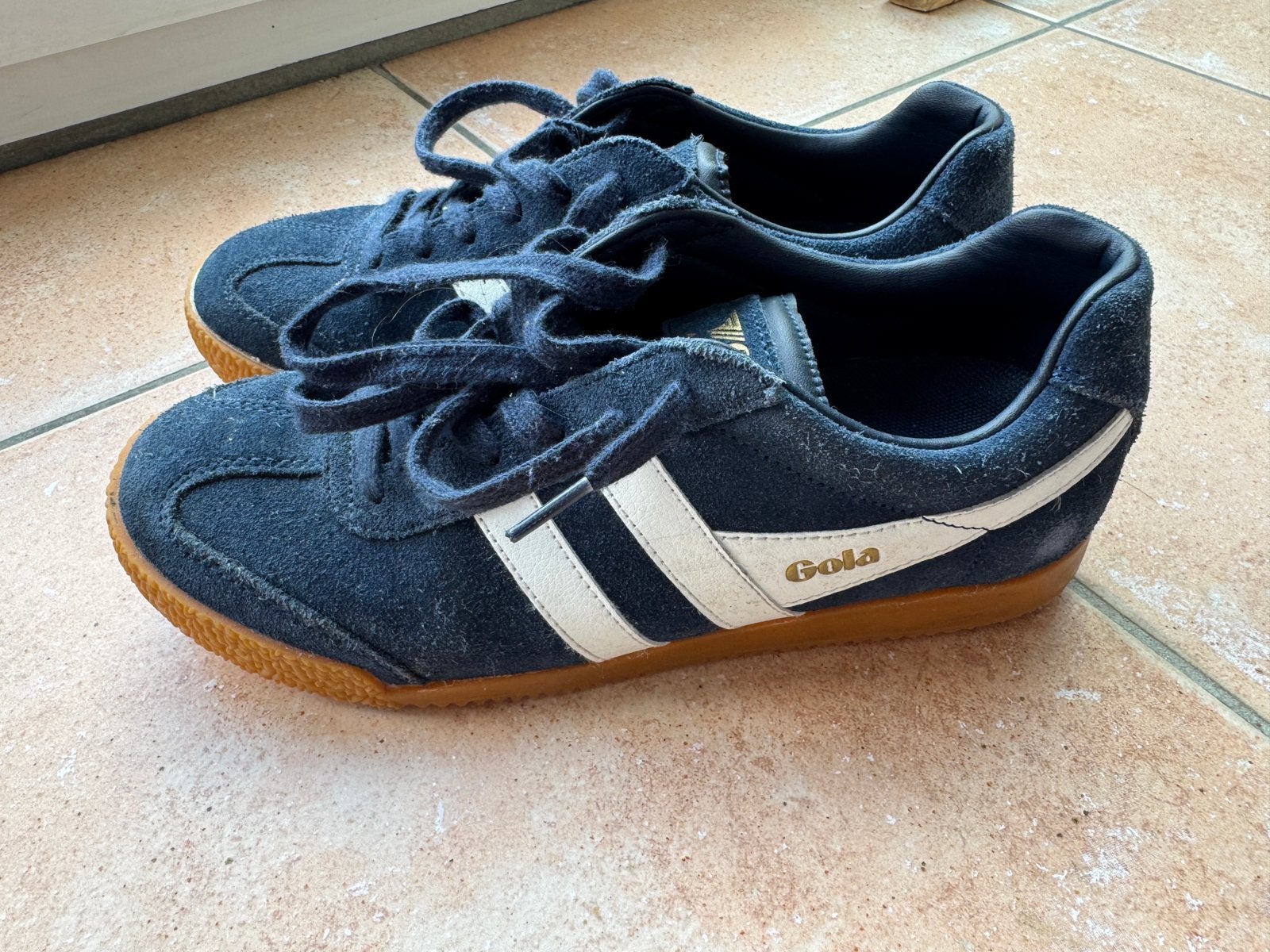 Gola sneakers voor kinderen 37, Ophalen, Zo goed als nieuw