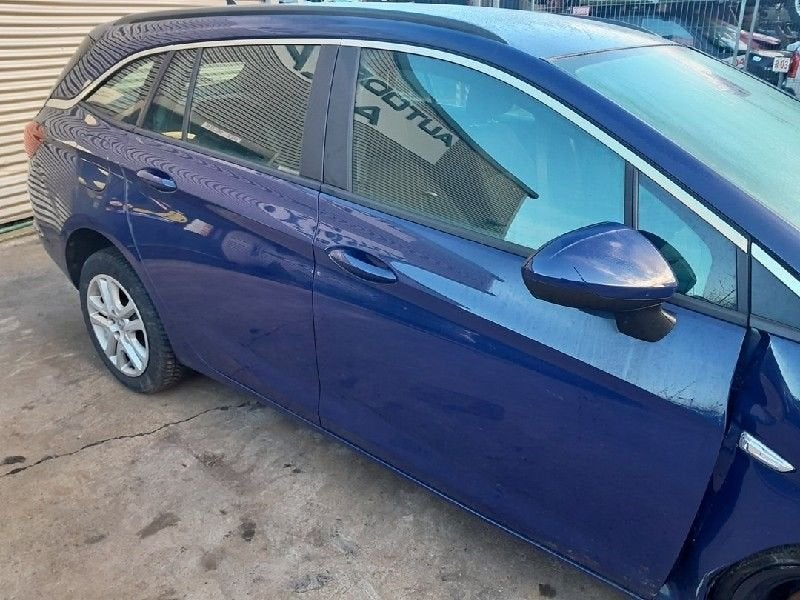 RAAMMECHANIEK RECHTS VOOR Opel Astra K Sports Tourer, Gebruikt, Brose SE, Opel, Info@brose.com