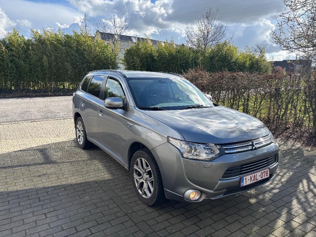 mitsubishi, Autos, Mitsubishi, Cuir, Achat, Outlander, 1885 kg