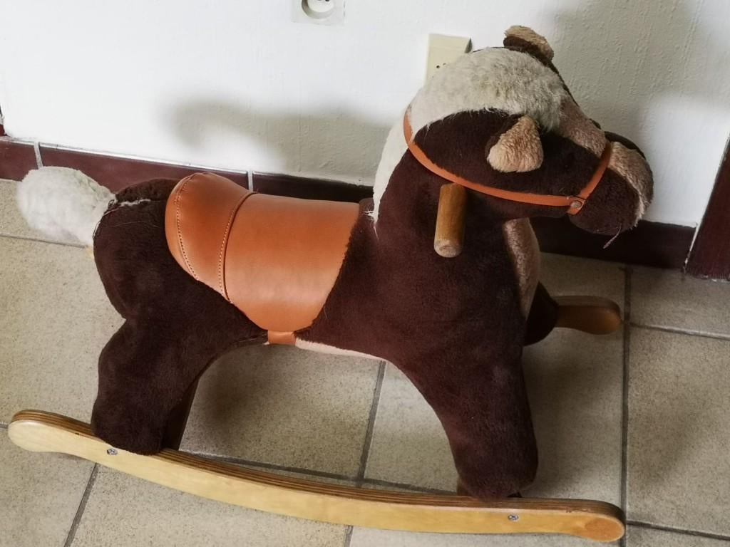 schommel paard, Enlèvement, Utilisé