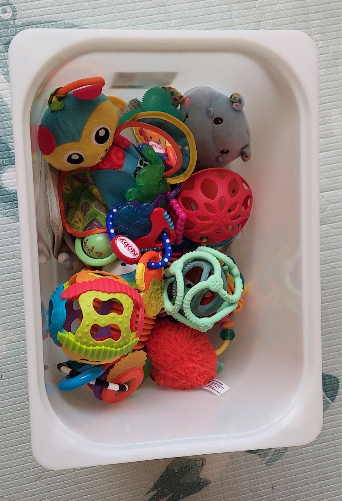 babyspeelgoed, knuffels, activiteitenkubussen, Ophalen