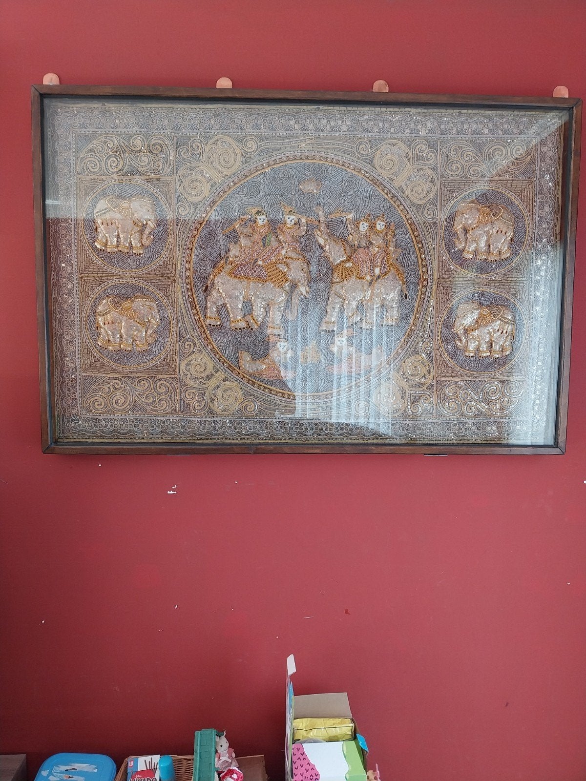thais wandtapijt, Ophalen