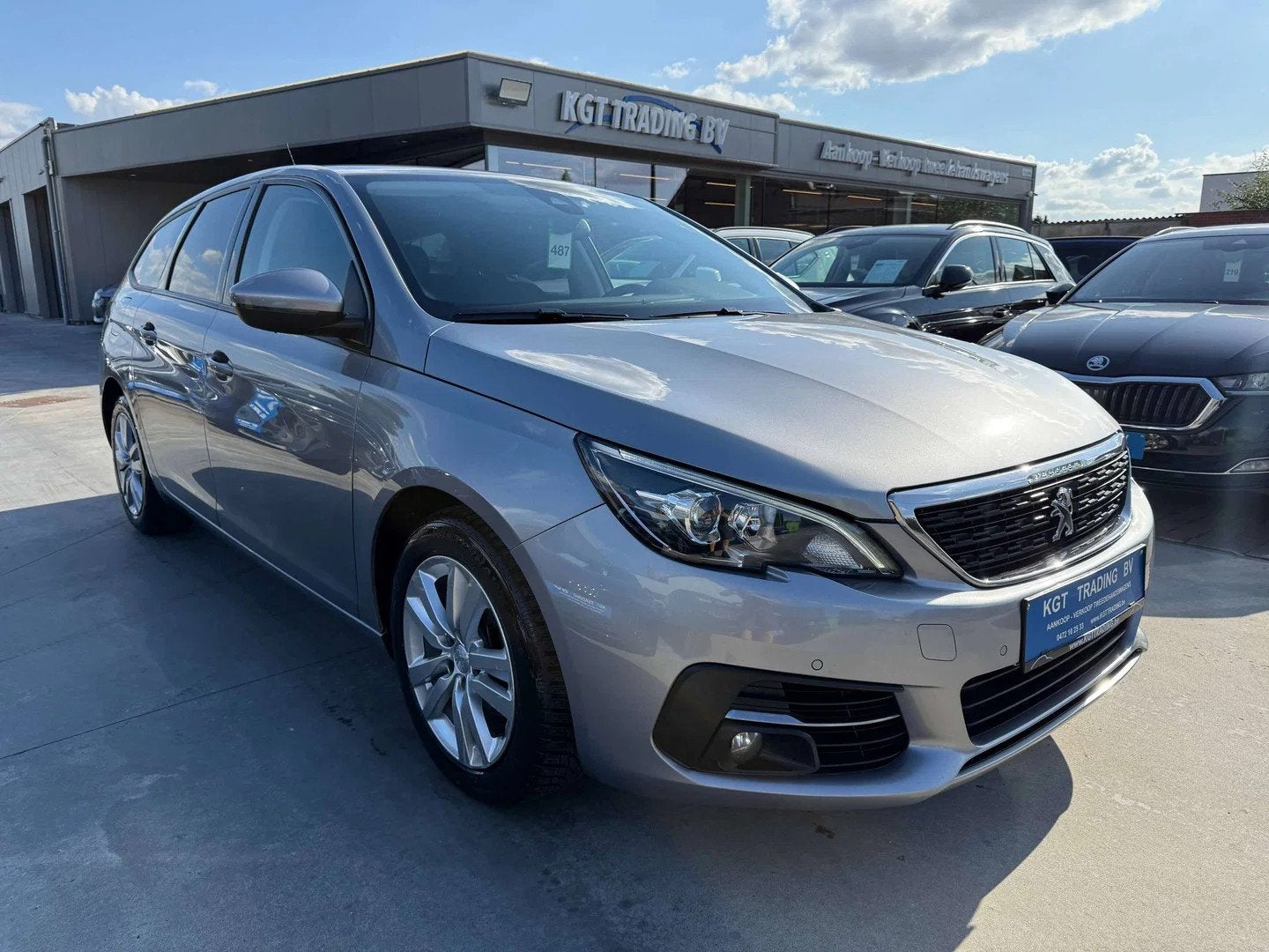Peugeot 308 SW 1.5 BLUEHDI 130PK NAVIGATIE CARPLAY BLUETOOTH, Autos, Argent ou Gris, Achat, Entreprise, 5 portes