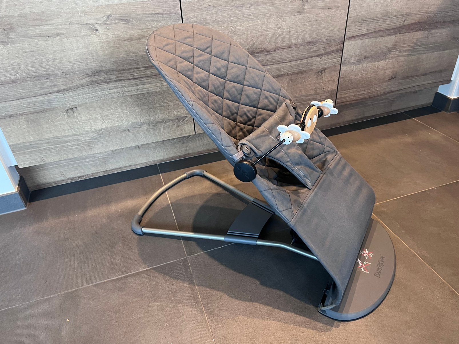 Babybjörn Bouncer Bliss met speelboog, Enfants & Bébés, Relax bébé, Enlèvement, Comme neuf