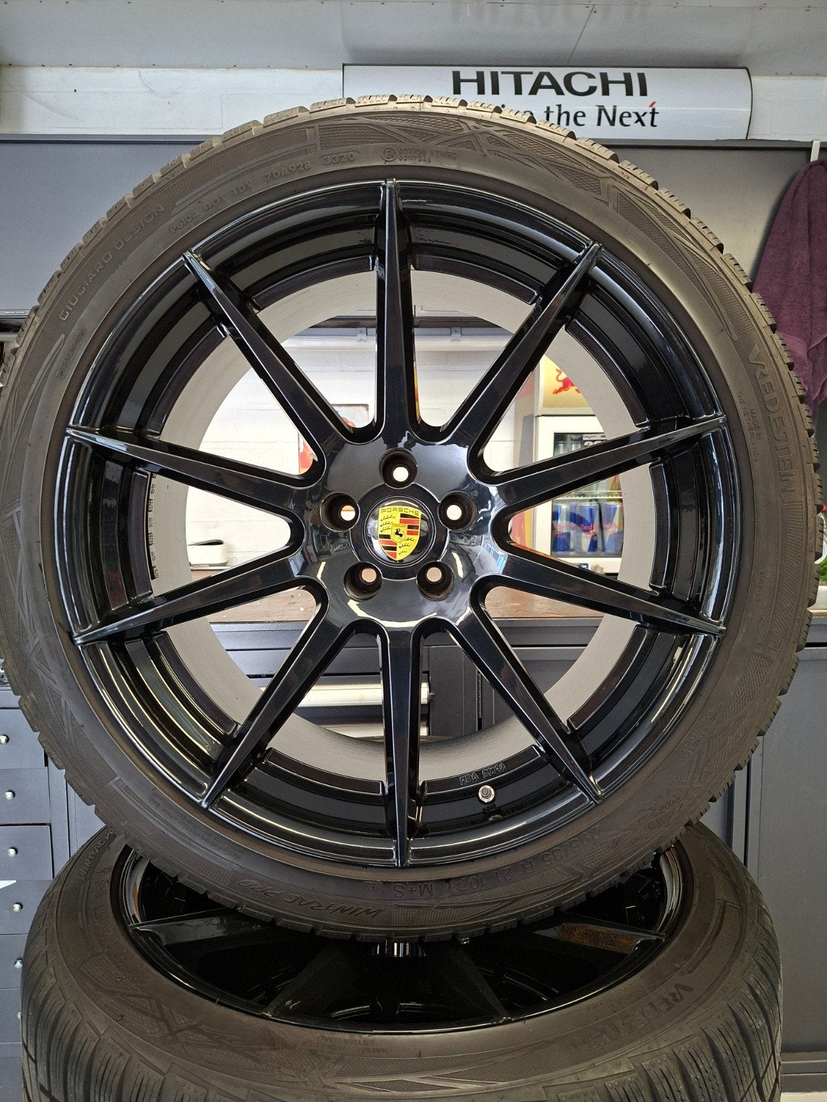 Ensemble hivernal concave Porsche Macan 21" en parfait état , Pneus et Jantes, Pneus hiver, 295 mm, Véhicule de tourisme