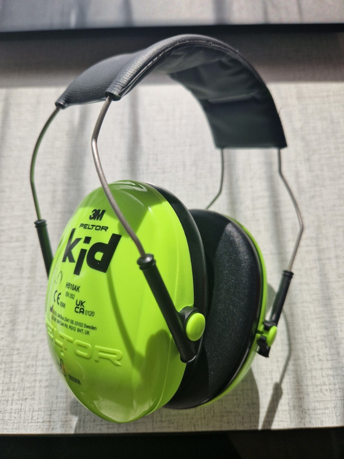 Casque anti bruit enfant, Enlèvement