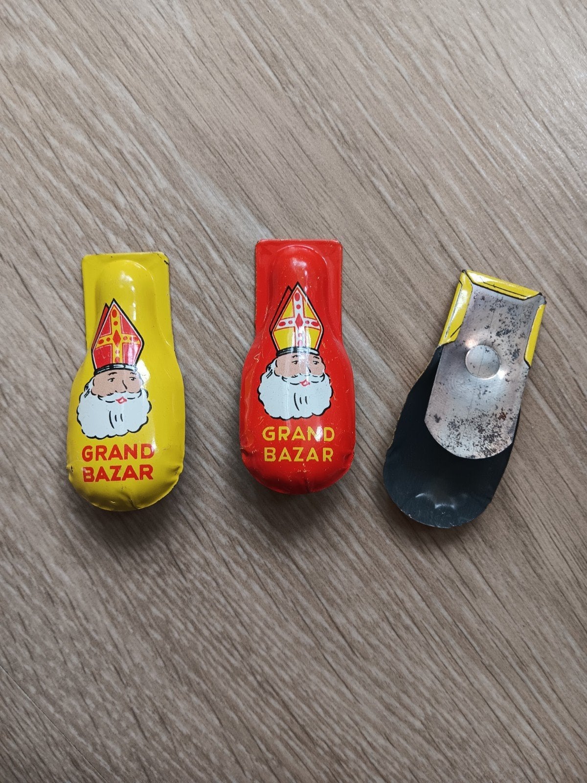 Clic-clac / klakkertjes Sinterklaas, Ophalen