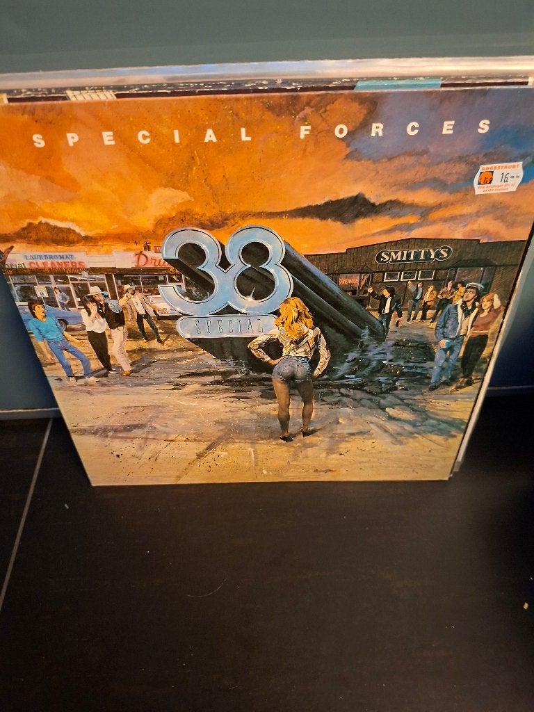 lp - 38 special - special forces - vak 9, Enlèvement ou Envoi, Comme neuf, Hard rock, Pochette photo
