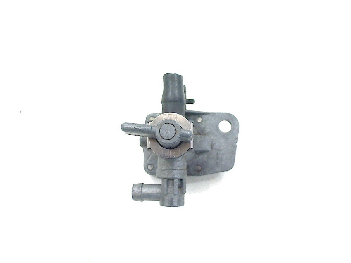 ROBINET DE CARBURANT Suzuki GS 500 E 1989-2003 (GS500E), Suzuki Deutschland GmbH, Utilisé, Kontakt@suzuki.de, Suzuki-Allee 7
64625  Bensheim, DE