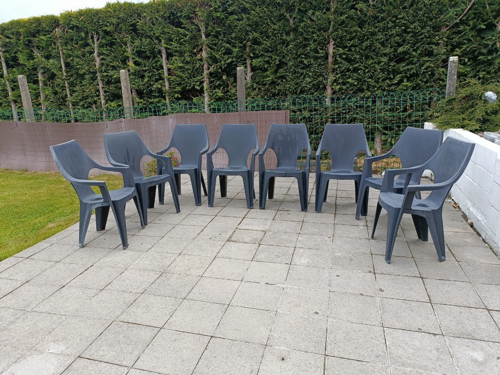 Lot de 8 chaises de jardin vient d'être nettoyer, Jardin & Terrasse