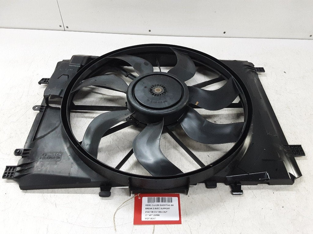 KACHEL VENTILATORMOTOR CLA Shooting Brake (117.9), Gebruikt, Mercedes-Benz, Mevr. I. Hauben, Rue de l'Espoir 34 34
4030  GRIVEGNÉE, BE