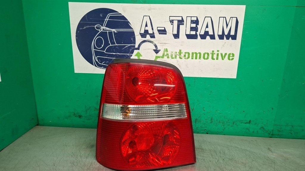 FEU ARRIÈRE GAUCHE Touran (1T1 / T2) (|1T0945095C|), Utilisé, Volkswagen