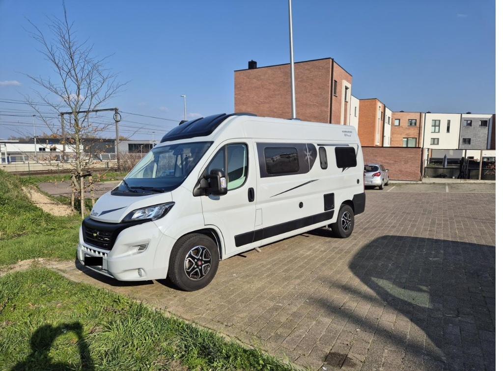 Karmann Dexter 580 (2024) – 140ch – 16.000km – Off-Grid, Fiat, Boîte manuelle, Douche, Diesel