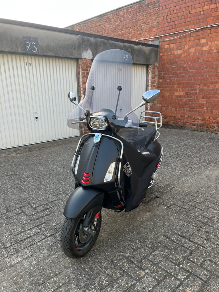 Vespa Sprint S 2021 E5 a-klasse, Fietsen en Brommers, Scooters | Vespa, Ophalen, Zo goed als nieuw, Benzine, 50 cc