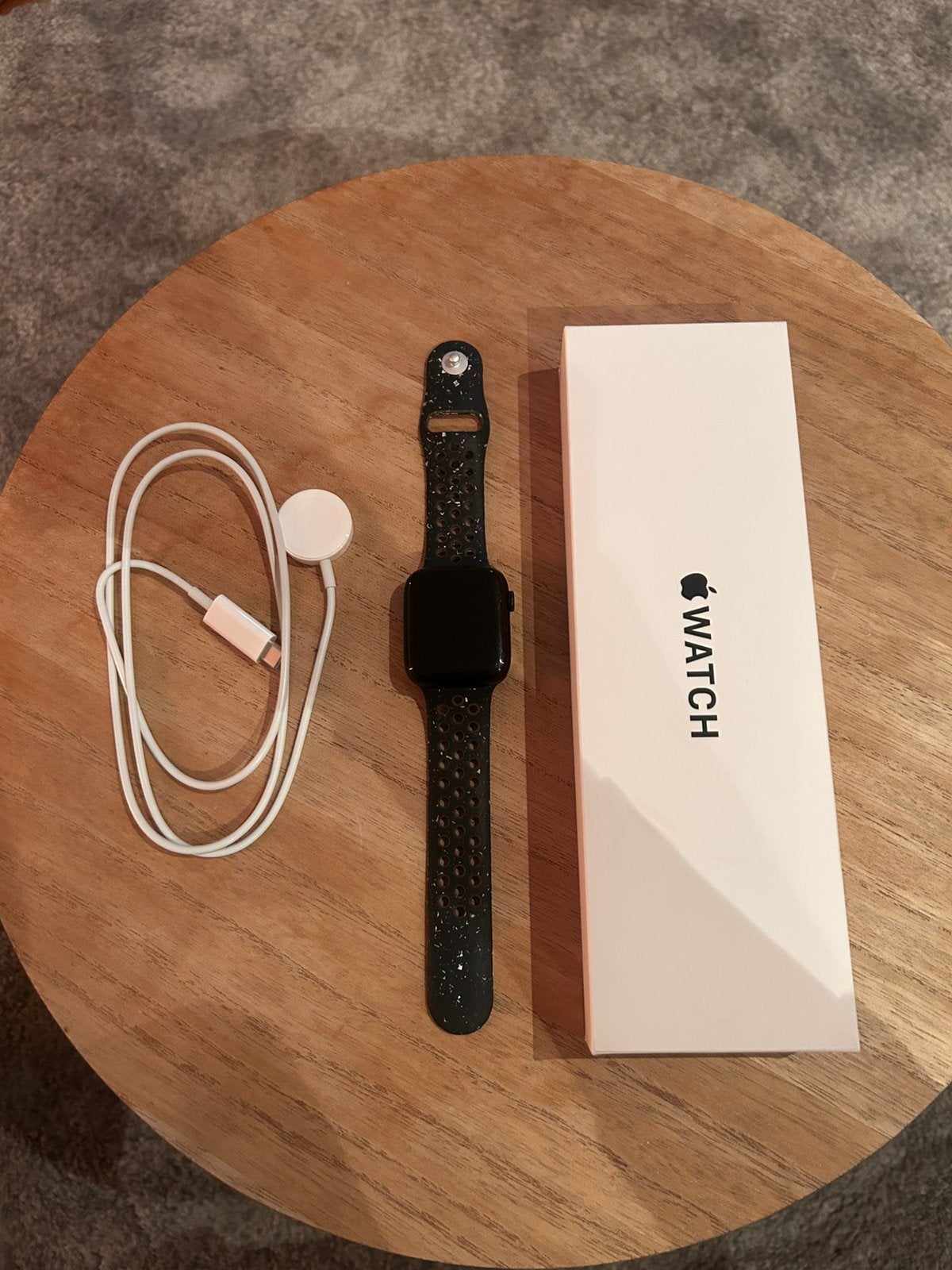 Apple watch SE, Enlèvement ou Envoi, Comme neuf