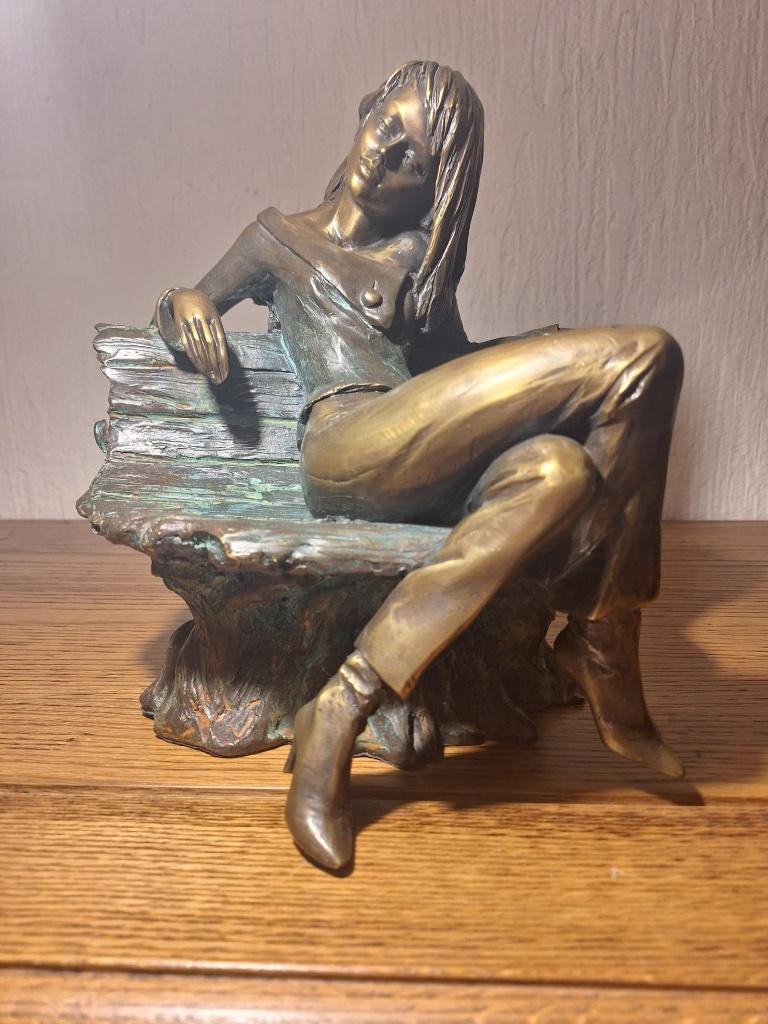 Bronzen beeld Paor., Ophalen