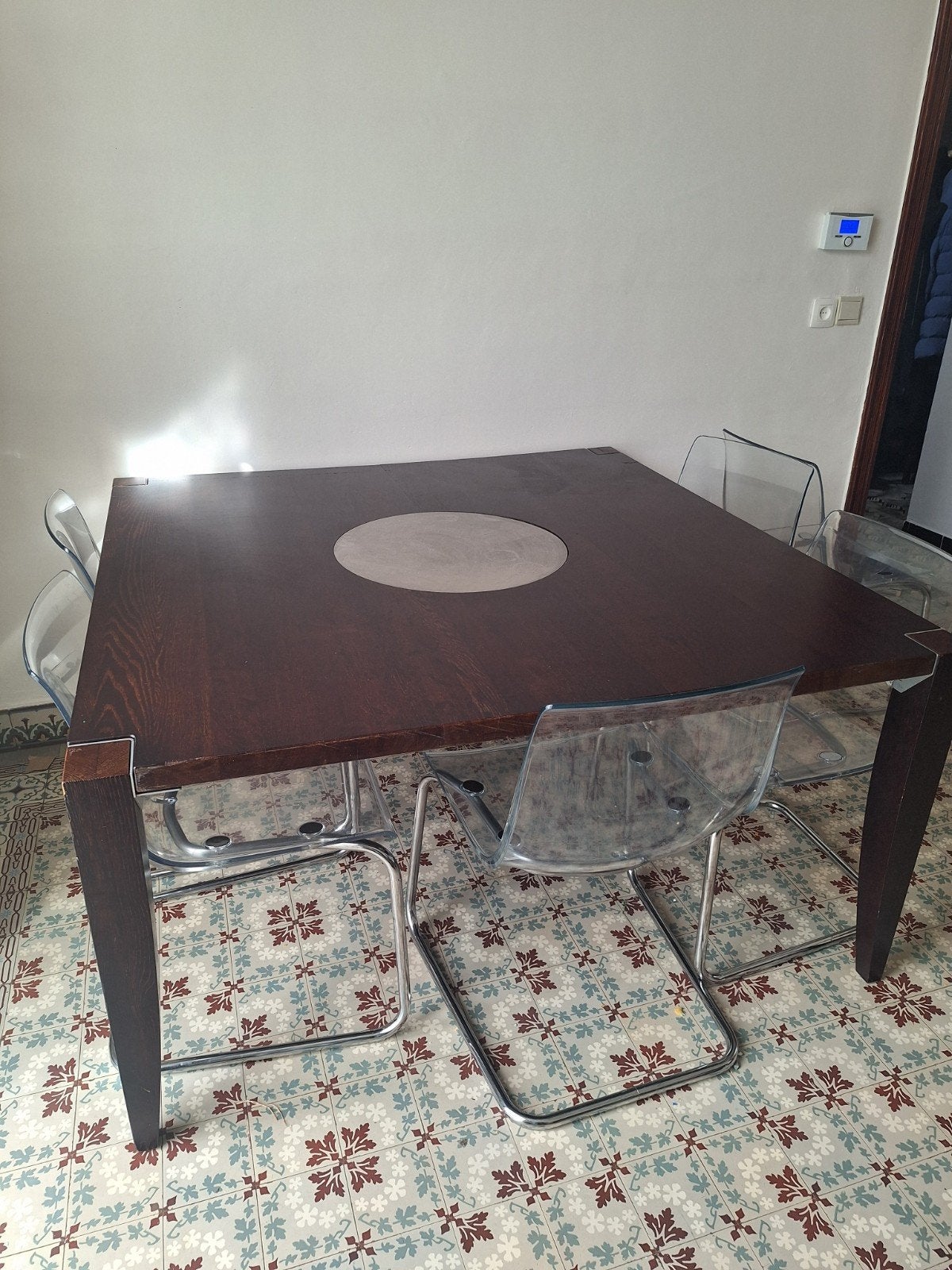 table salle a manger en bois 1m50, Maison & Meubles, 150 à 200 cm, 150 à 200 cm, Carré, Enlèvement