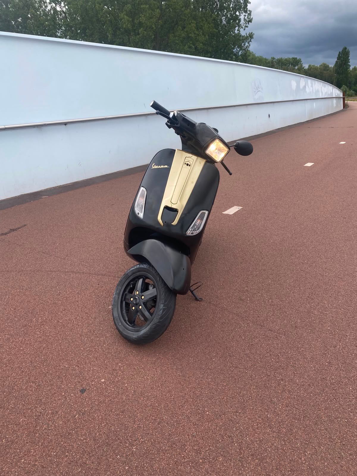 Vespa s50, Ophalen, Zo goed als nieuw, Vespa S