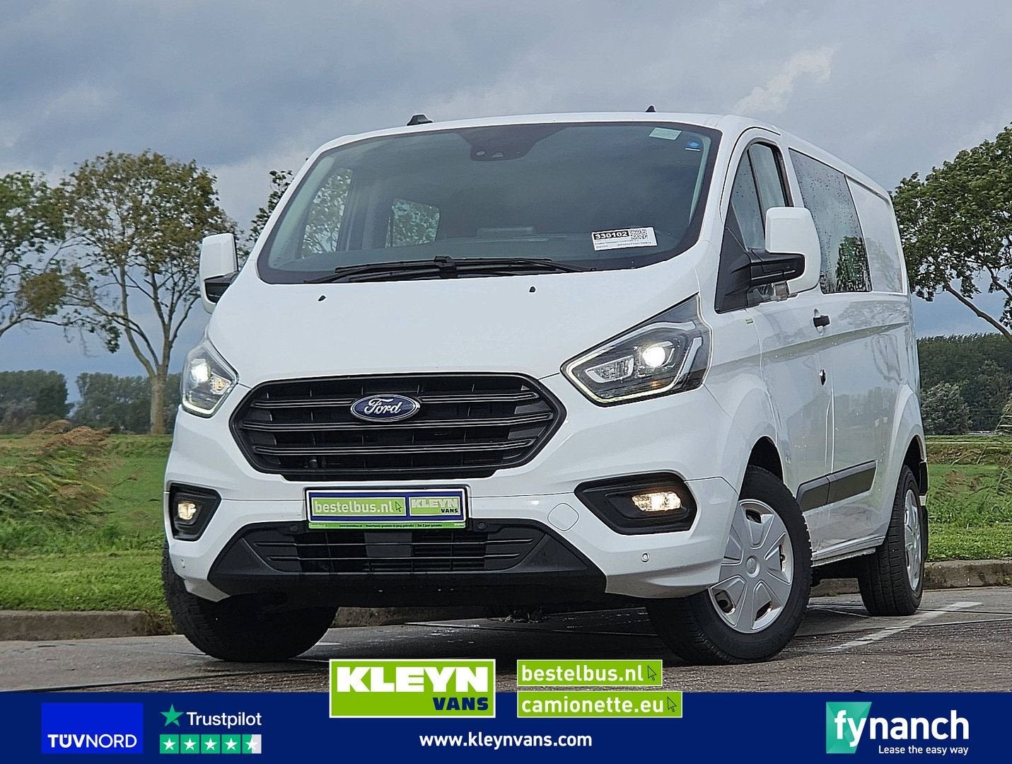 Ford TRANSIT CUSTOM 2.0 L2H1 Dubbele Cabine!, Auto's, Wit, Bedrijf, Ford, Te koop