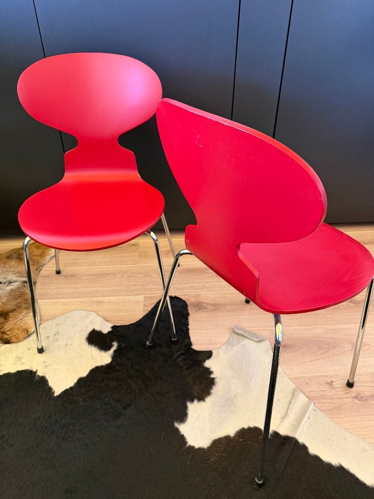Arne Jacobsen Fritz Hansen design chairs rood, Ophalen, Gebruikt, Twee, Hout