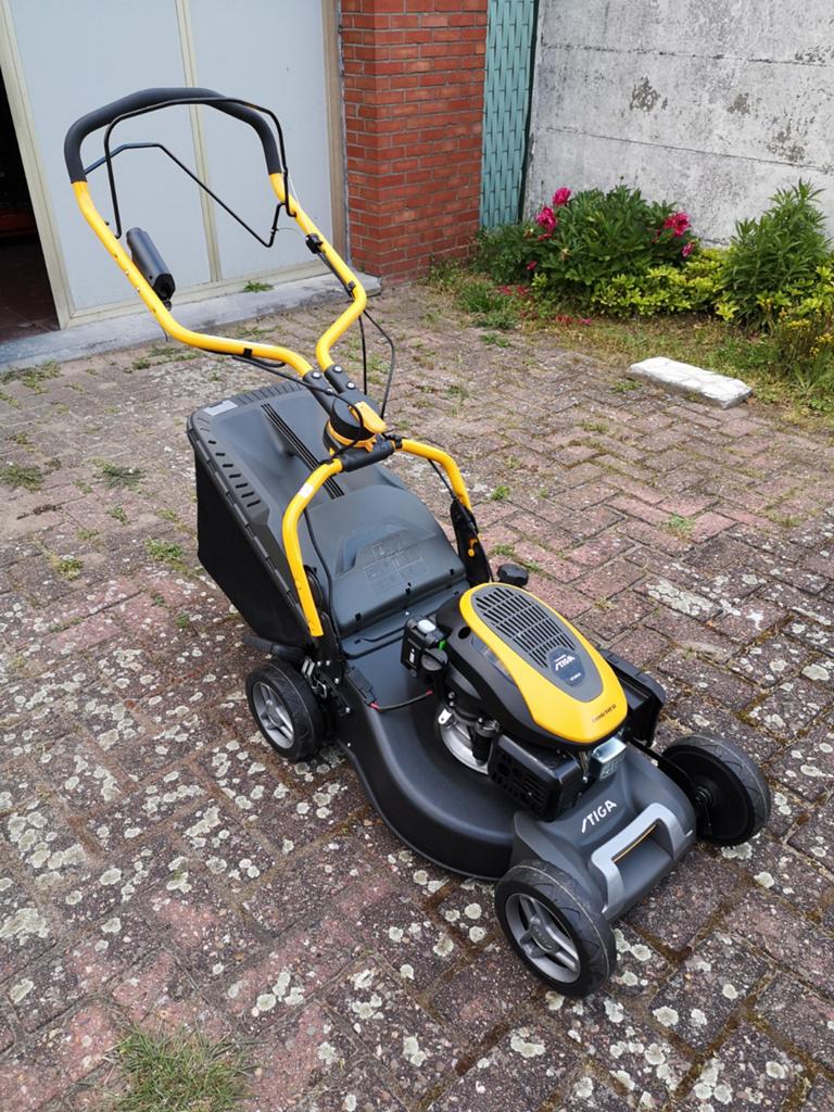 Stiga Combi 548 SE grasmaaier. Nieuw !, Tuin en Terras, Ophalen, Stiga, Nieuw, Benzine-grasmaaier