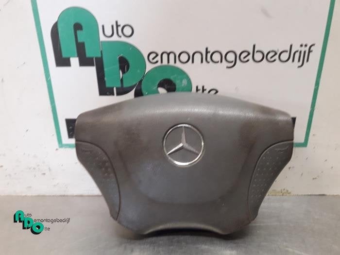 Afdekplaat diversen van een Mercedes Sprinter (Sprinter 95-), Auto-onderdelen, Overige Auto-onderdelen, Mercedes-Benz, Gebruikt