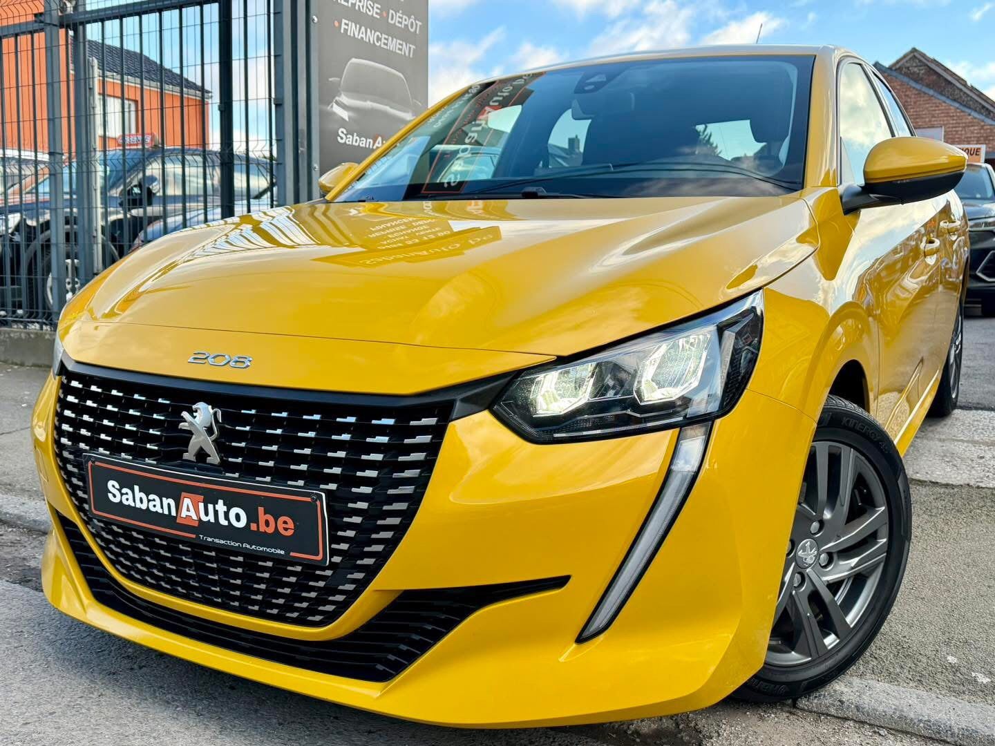 Peugeot 208 1.2i Essence Euro 6 D-Temp STYLE 11/2021, Autos, Achat, Euro 6, Entreprise, Jaune