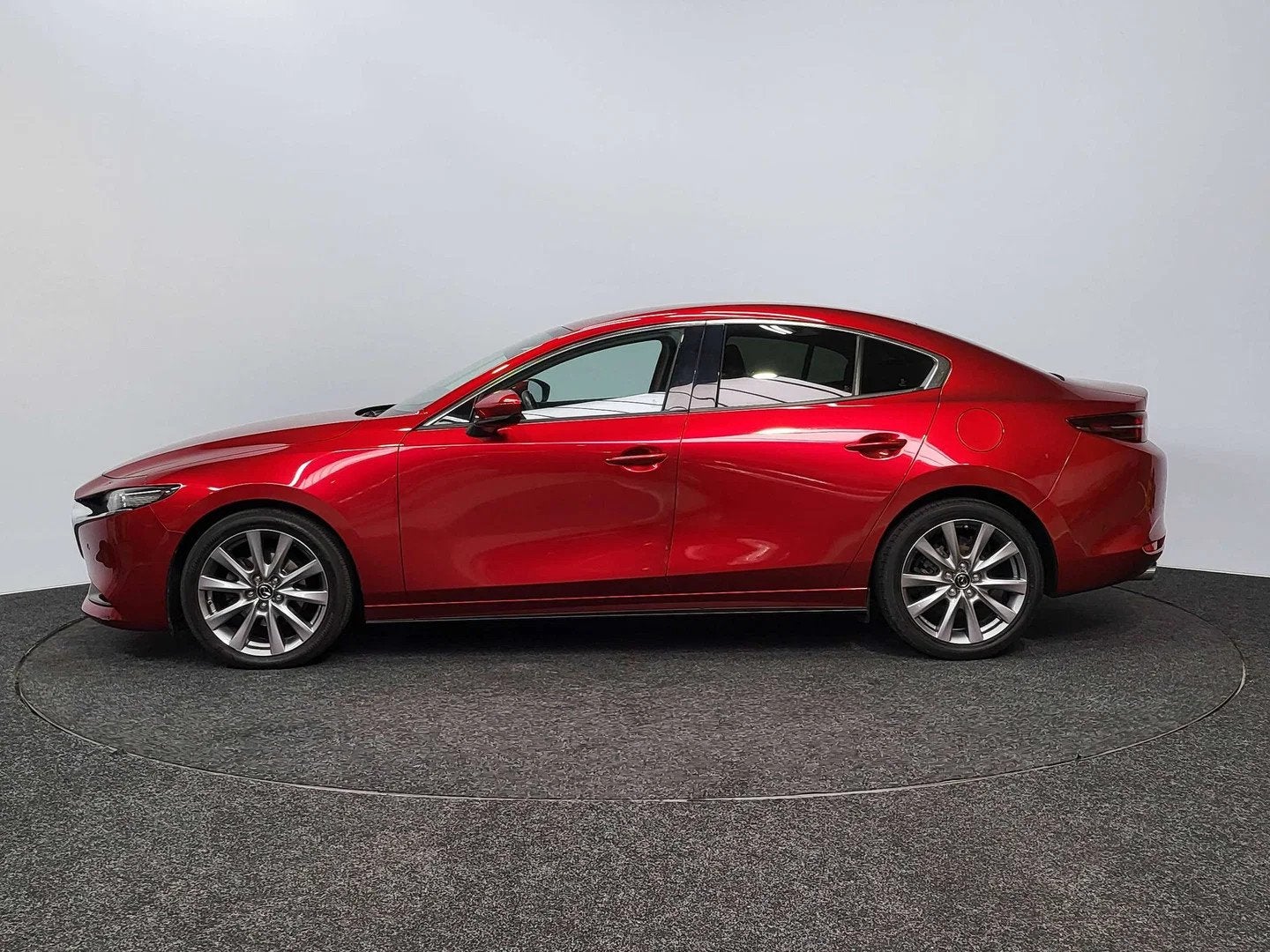 Mazda 3 Sedan 2.0i e-Skyactiv | 2021 | 132.198 km | Led | BO, Autos, Achat, Euro 6, Entreprise, Noir