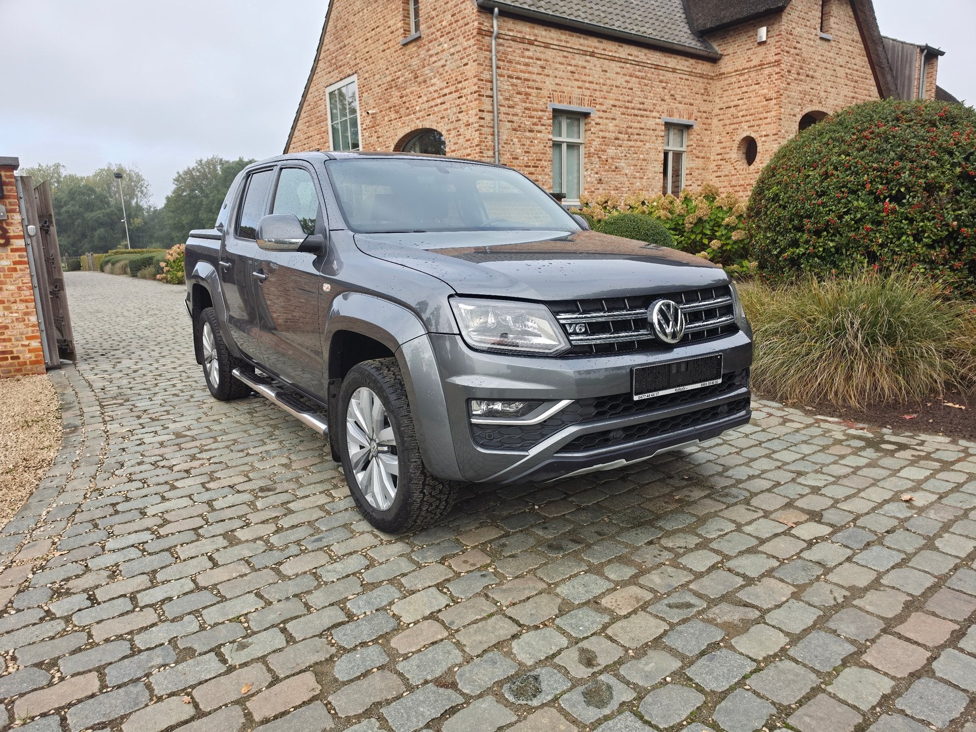 Volkswagen Amarok V6 Aventura €22600 excl. BTW!, Autos, Cuir, Argent ou Gris, Entreprise, Noir
