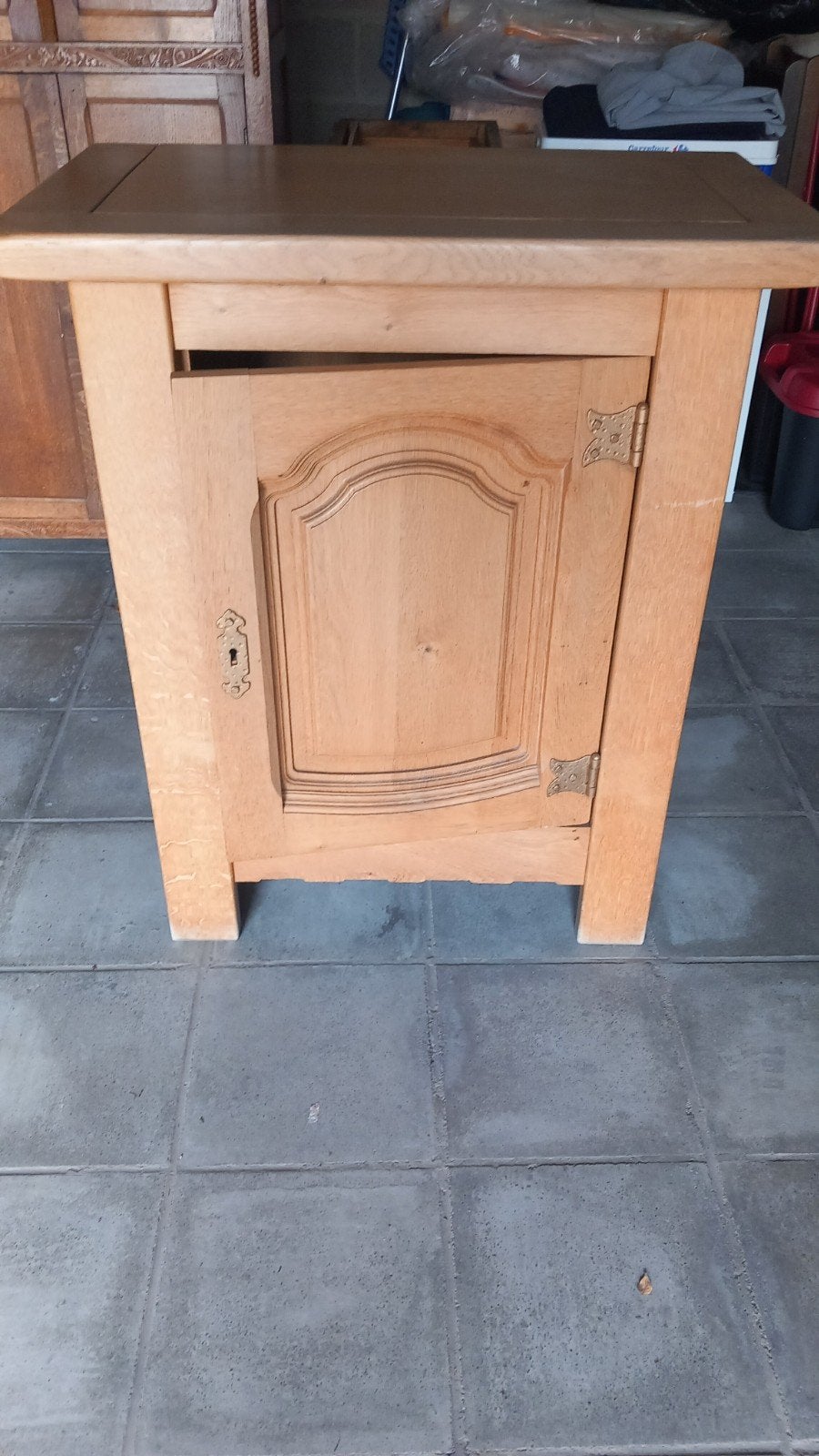 Petit meuble en chene