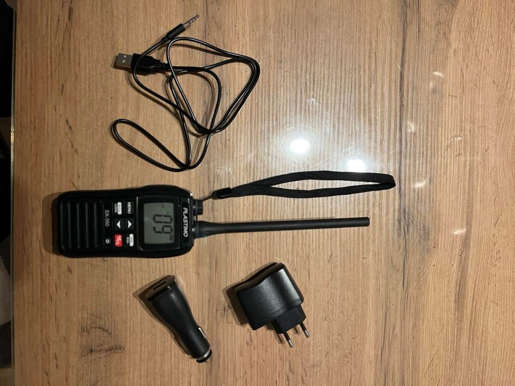 VHF zender / ontvanger marine, Enlèvement, Comme neuf, Radio