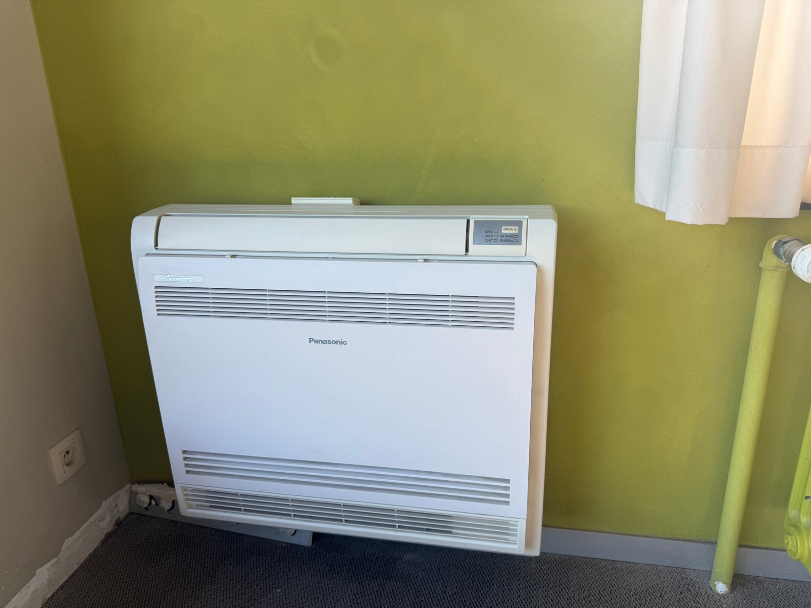 Electrische verwarming panasonic 1 voor  300€ 2 voor, Elektronische apparatuur, Ophalen, Zo goed als nieuw, Afstandsbediening