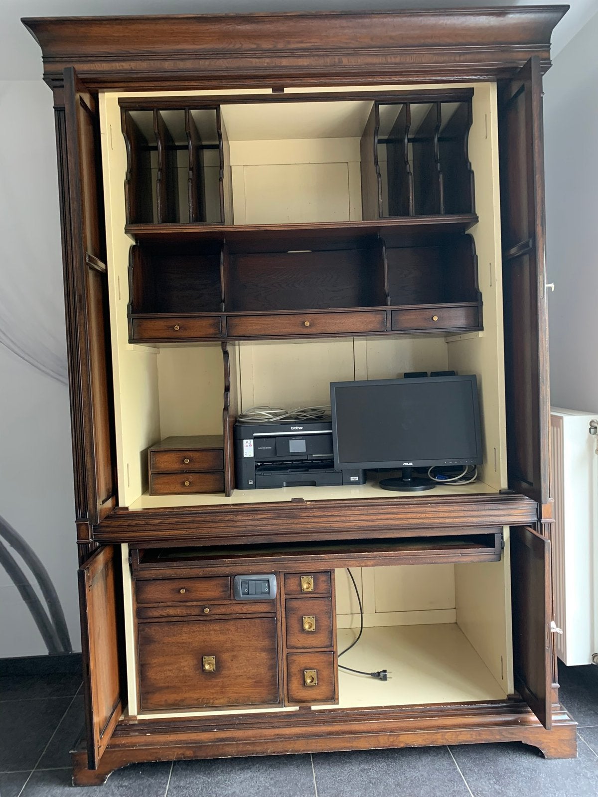 Bureau kast, Ophalen, Zo goed als nieuw