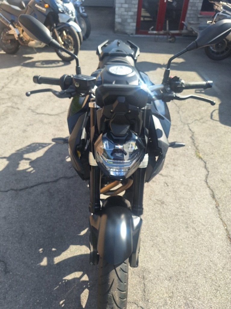 BMW F 900 R in nieuwstaat met garantie, 2 cilinders, Handvatverwarming, 900 cc, Meer dan 35 kW