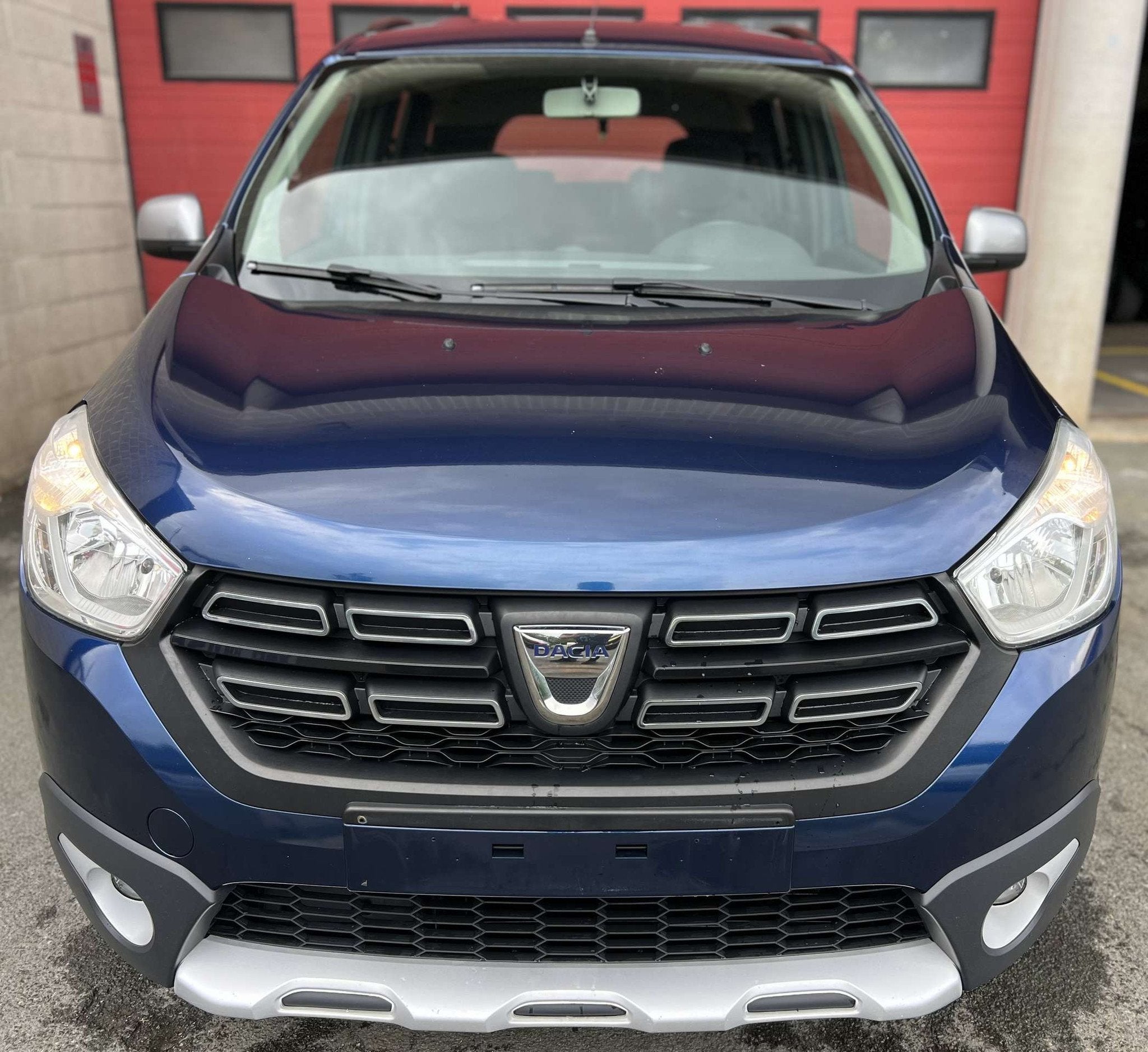 Dacia Lodgy Stepway 1.2 TCe Explorer+ 7 PL +CLIM +CAMÉRA +N, Autos, Euro 6, Entreprise, 7 places, Autre carrosserie