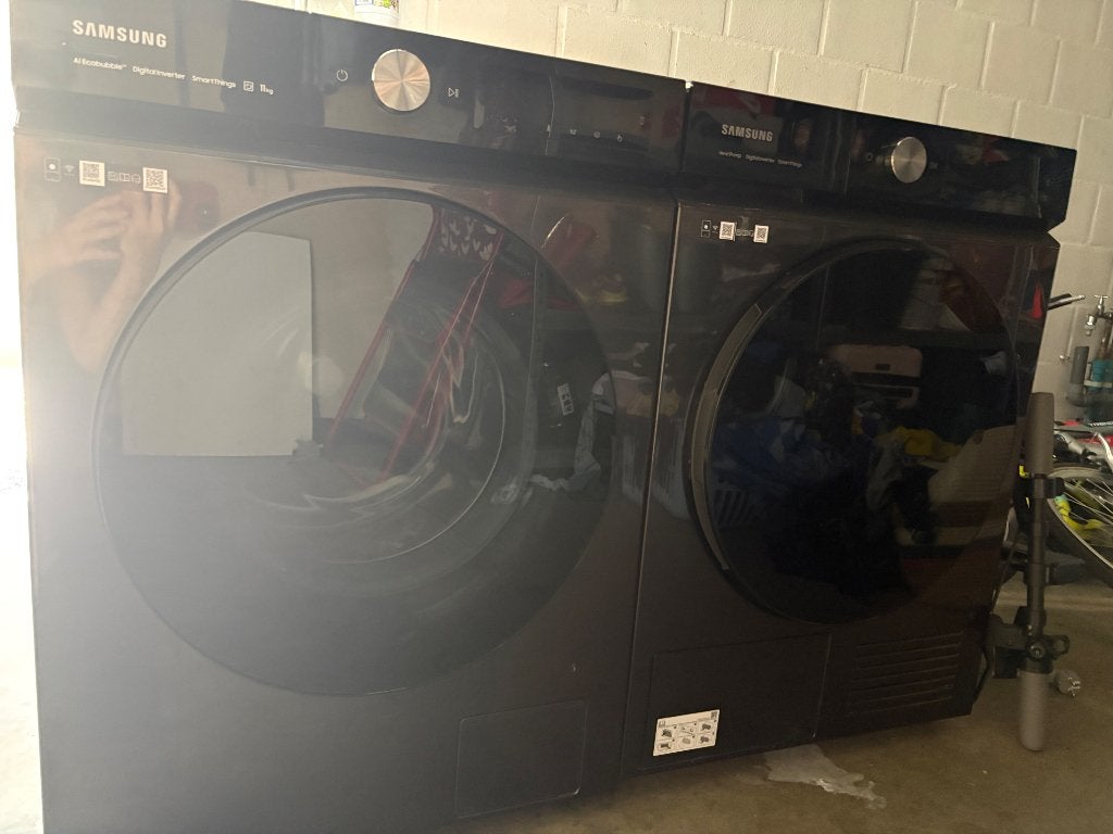 Wasmachine en droogkast samsung, Elektronische apparatuur, Ophalen, 10 kg of meer, Zo goed als nieuw, Energieklasse A of zuiniger
