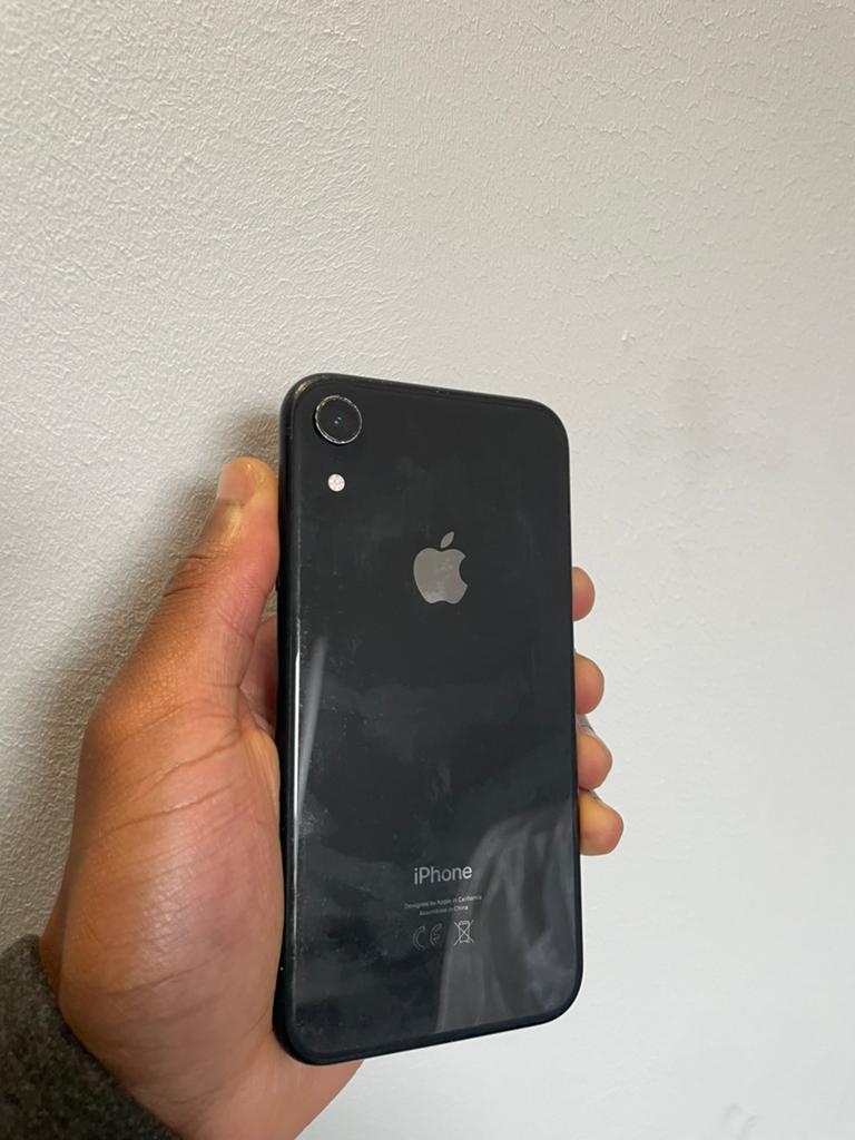 iPhone XR Zwart 128GB - 77% batterijconditie. Bespreekbaar, Telecommunicatie, Ophalen, Zwart, IPhone XR, 77 %