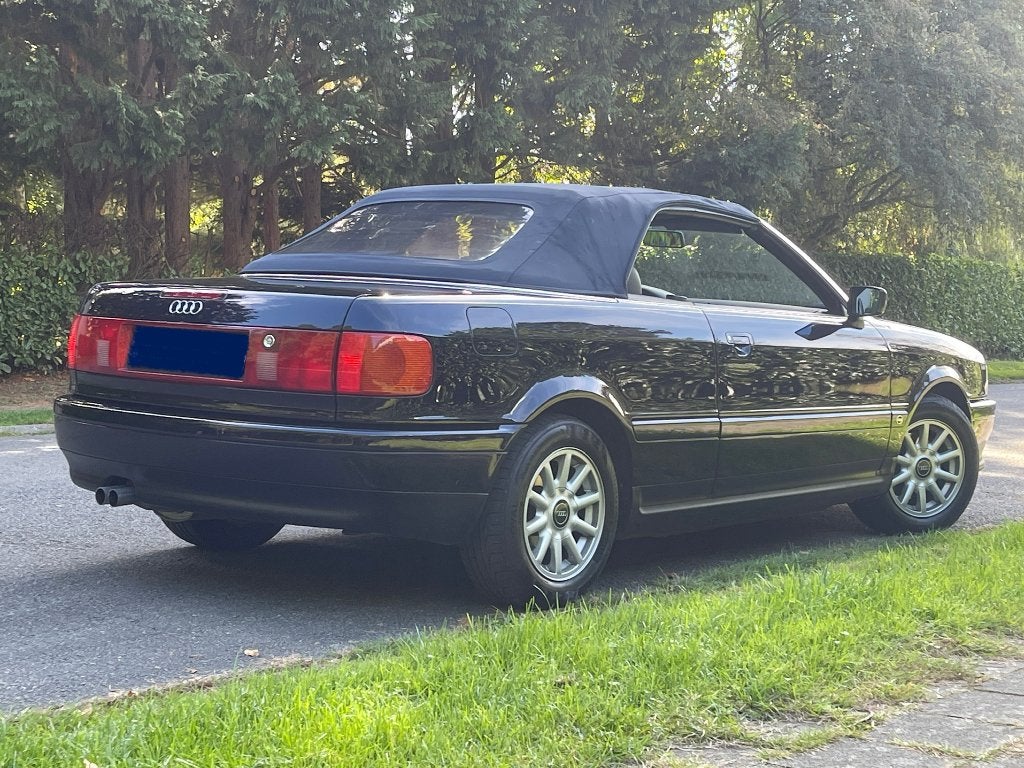 Audi Cabriolet Oldtimer, garantie, expertise, handleiding V6, Auto's, Voorwielaandrijving, 4 zetels, 110 kW, Cabriolet