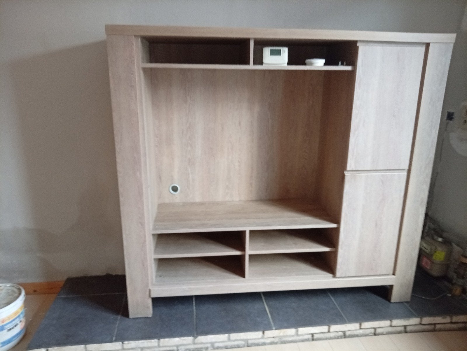 Tv kast in goeie staat, Huis en Inrichting, Kasten | Computermeubels, Ophalen