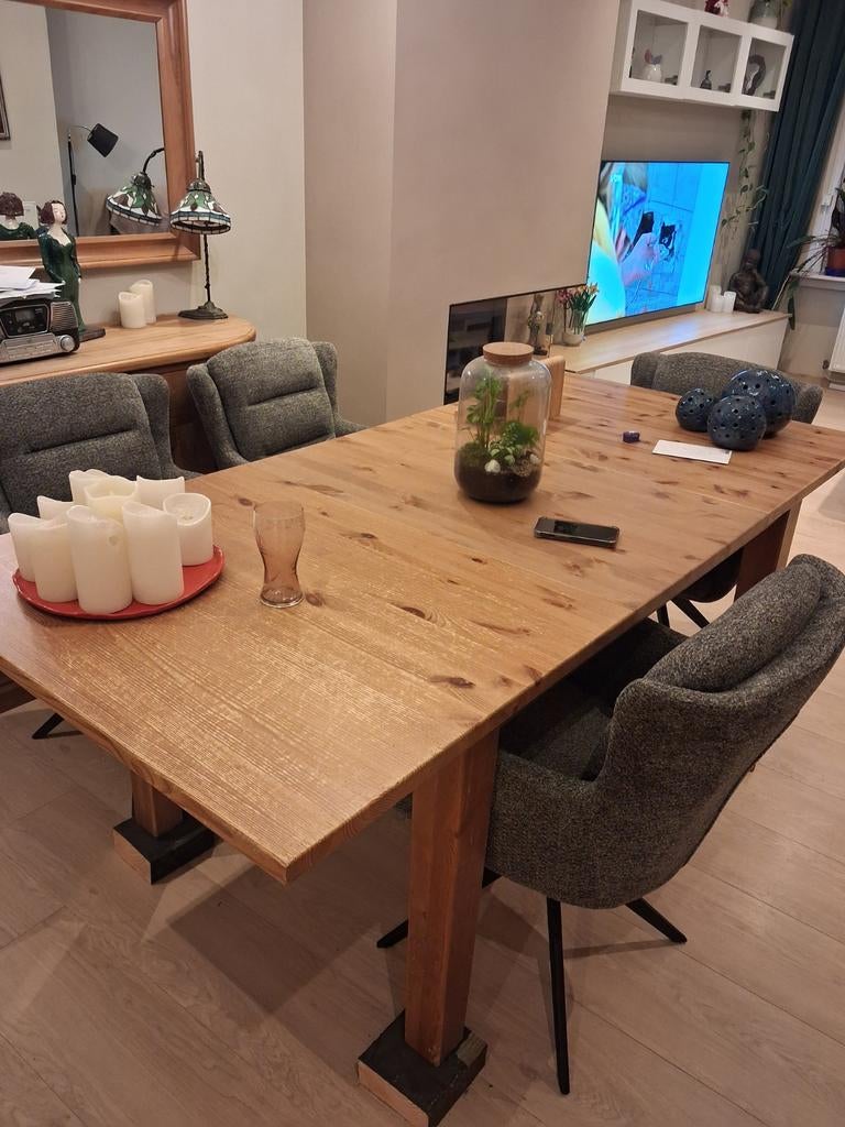 Eettafel (uitsschuifbaar) gebruiksporen! Met 6 stoelen, Huis en Inrichting, Tafels | Eettafels, Ophalen