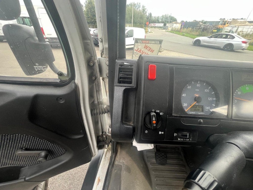 Mercedes Vario 0813 (Stock ID 39293) — 16