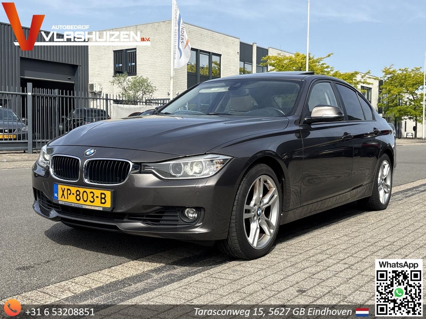BMW 320 3-serie 320i xDrive High Executive | Leder | Pano |, Auto's, BMW, 158 g/km, Navigatiesysteem, Bruin, 3 Reeks