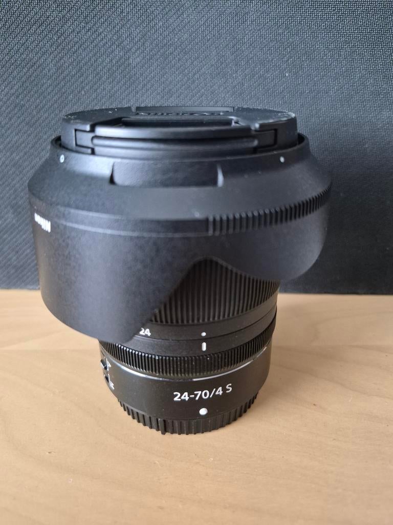 Nikon z 24-70 f4, Audio, Tv en Foto, Ophalen, Zo goed als nieuw, Groothoeklens, Zoom
