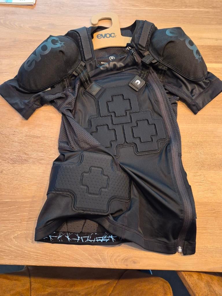 Protecteur corporel EVOC, Vélos & Vélomoteurs, Accessoires vélo | Vêtements de cyclisme, Enlèvement