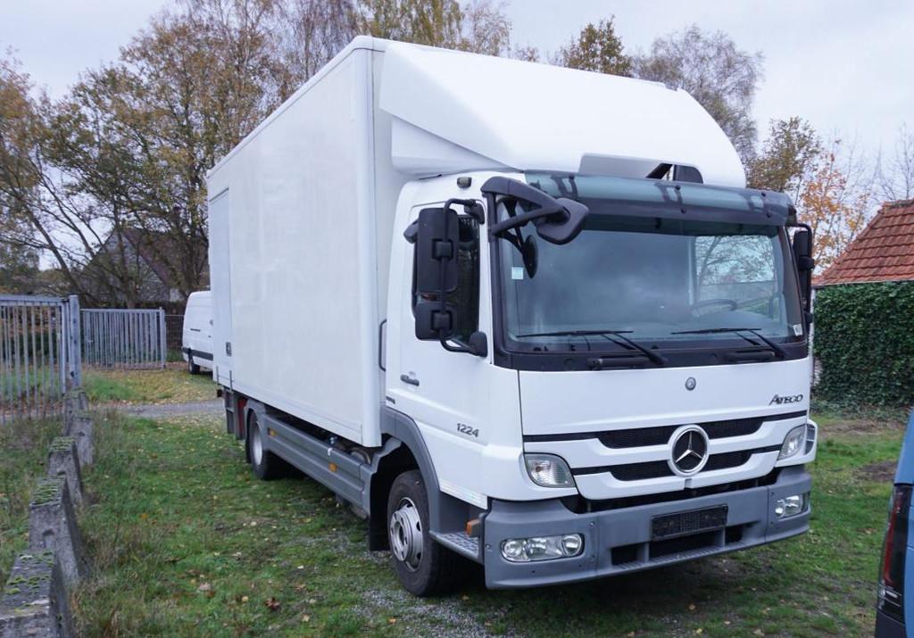 Mercedes-Benz Atego 1223 (bj 2012), Automaat, Stof, Gebruikt, Zwart
