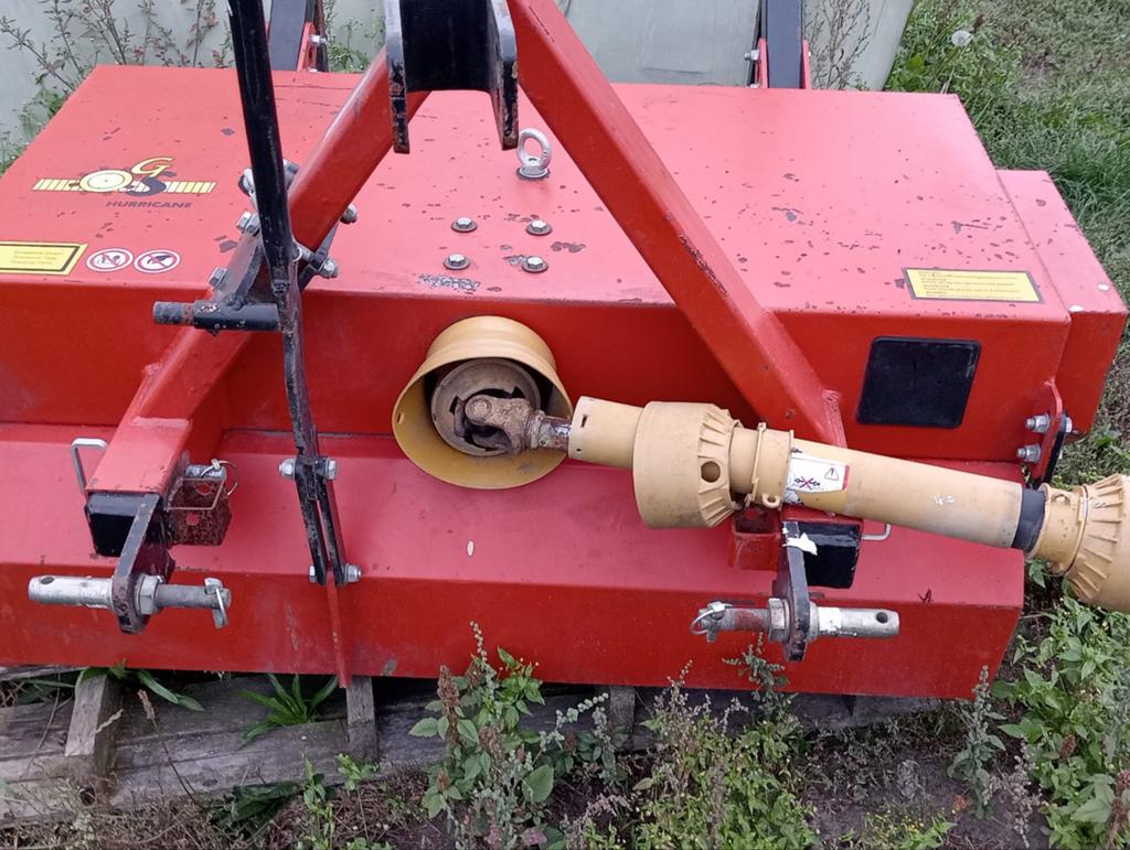 Veegborstel voor tractor, Zakelijke goederen, Ophalen