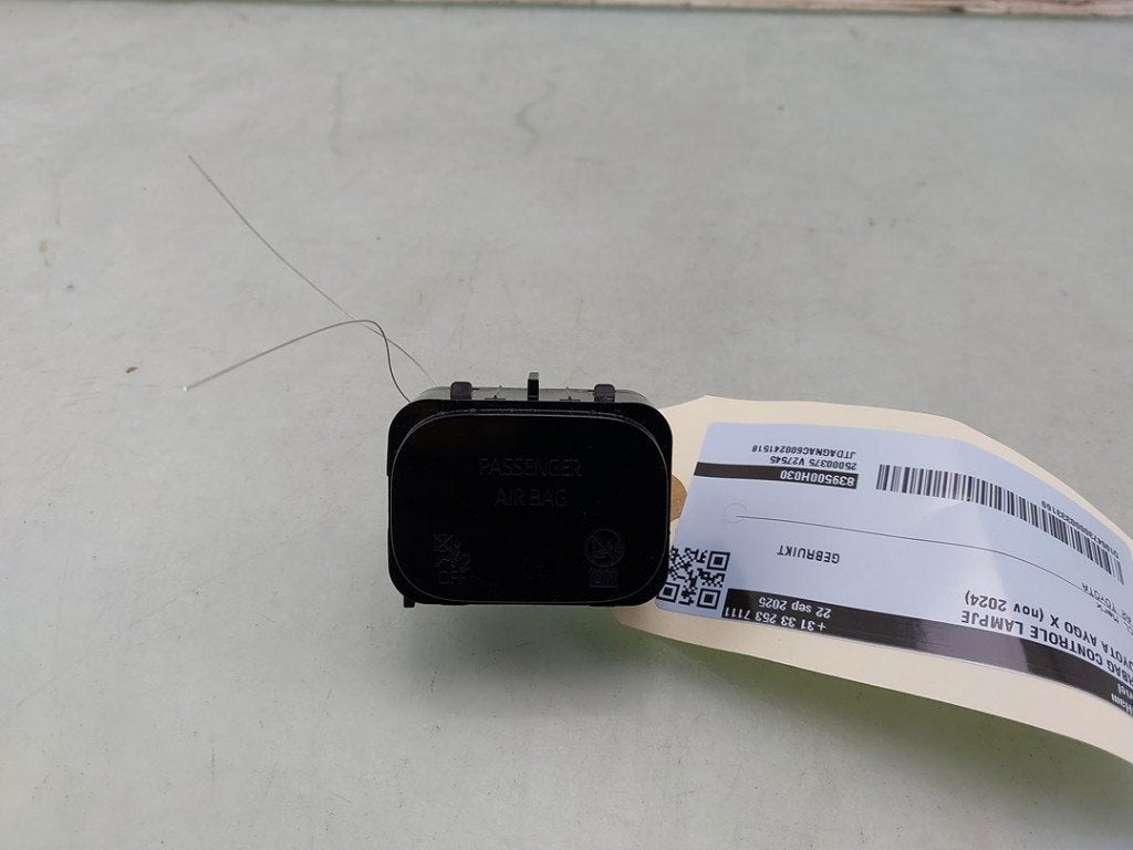 DIVERS Airbag controle lampje Toyota Aygo X (|839500H030|), Utilisé, Toyota