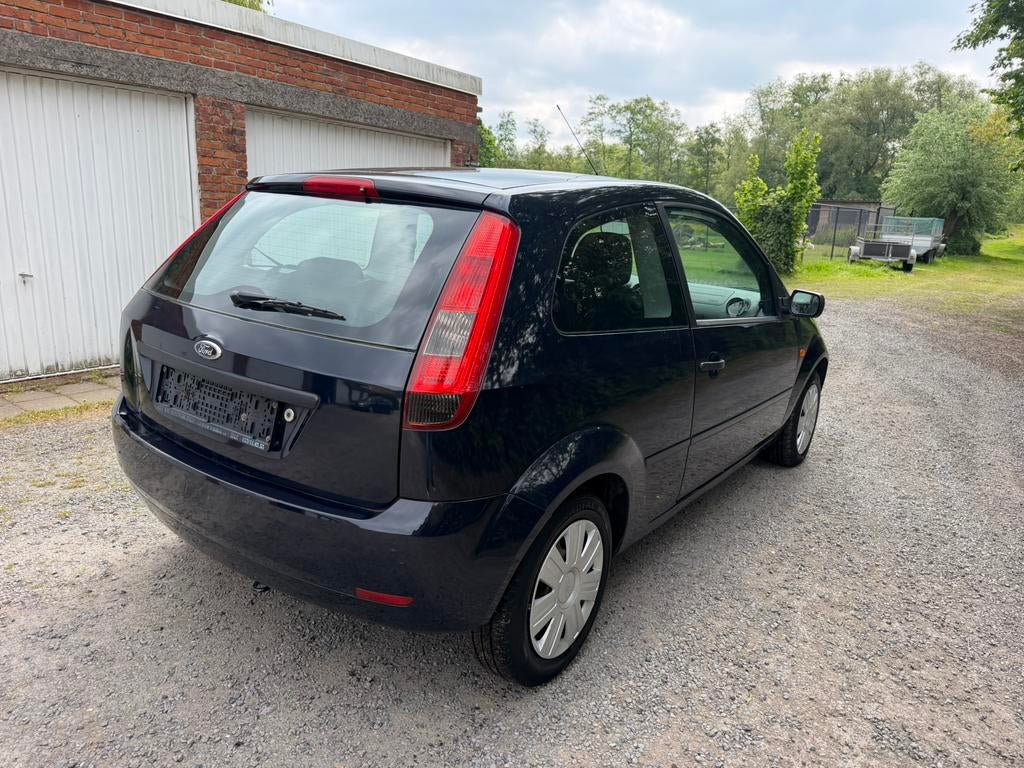 Ford Fiesta 1.3 benzine 51 Kw,Bj 11/2004,Euro 4, Autos, Achat, Entreprise, Boîte manuelle, 1300 cm³